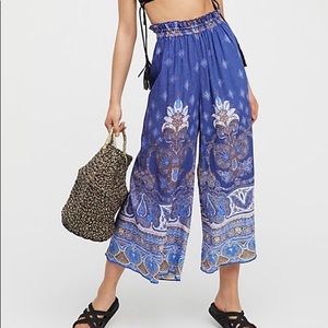 NWOT Free People Gold Dust Printed Wide-Leg Pants